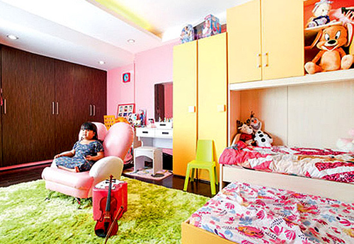 Ryzza's amazing bedroom in his house